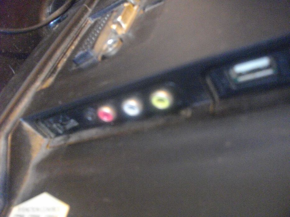 LED телевизор монитор 22" отличен TELEFUNKEN T22FX182LP с дистанционно