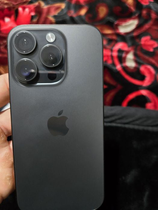 Iphone 15 pro black