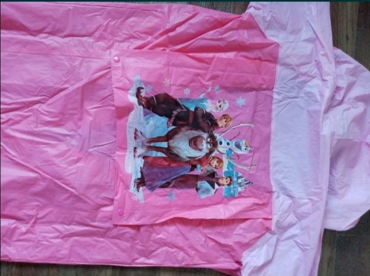 Продам Дождевик эльза