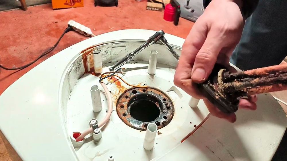 Ремонт аристона . г. Чирчик