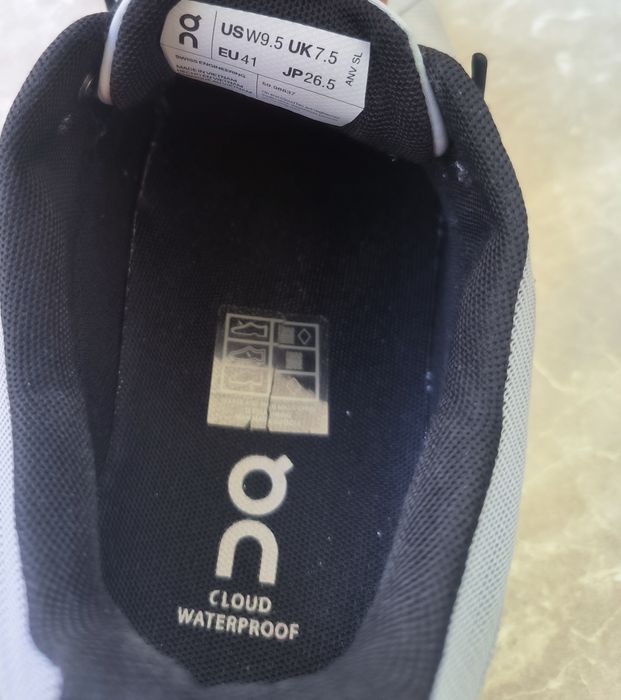 On Running Cloud 5 Waterproof 41 номер