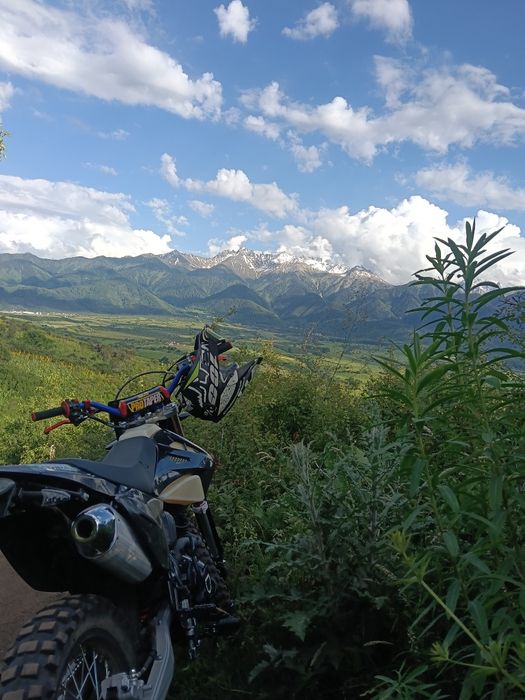 Продам эндуро 300куб