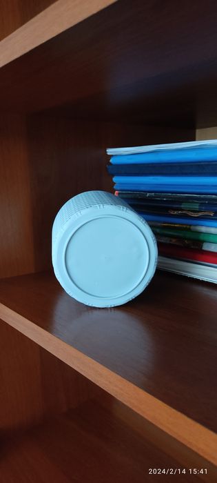 Продам контейнер для з/щёток