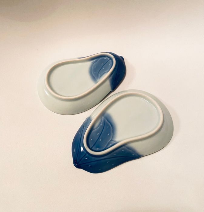 тарелочки в форме баклажана