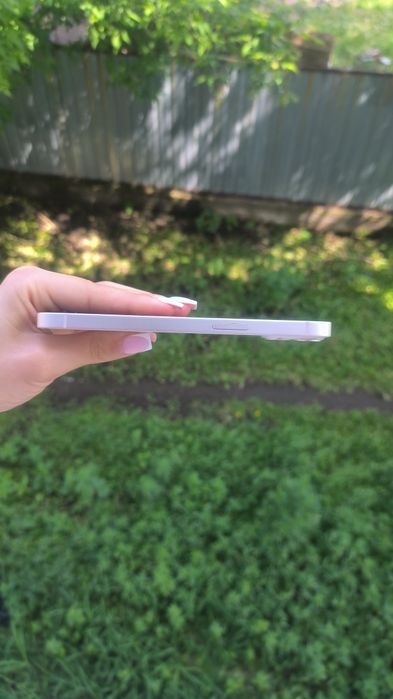 iPhone 13 продам