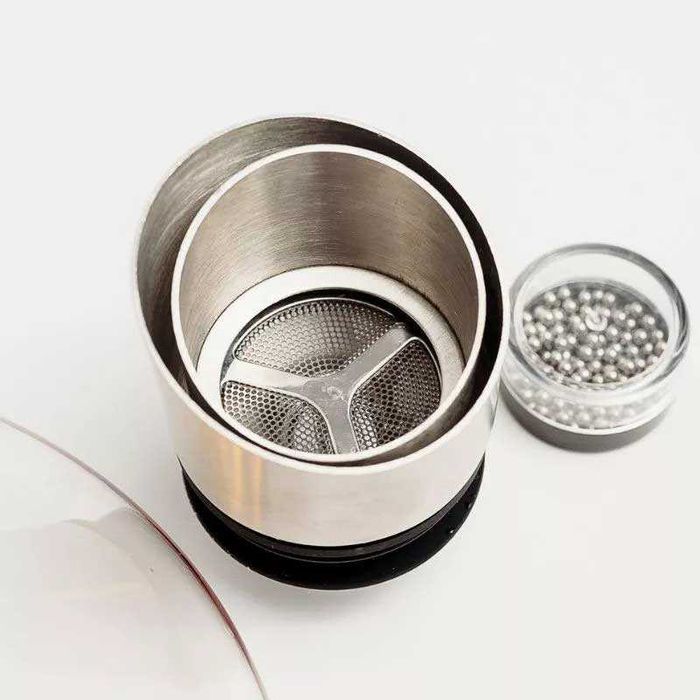 Стъклен декантер за вино с релефно дъно планински връх