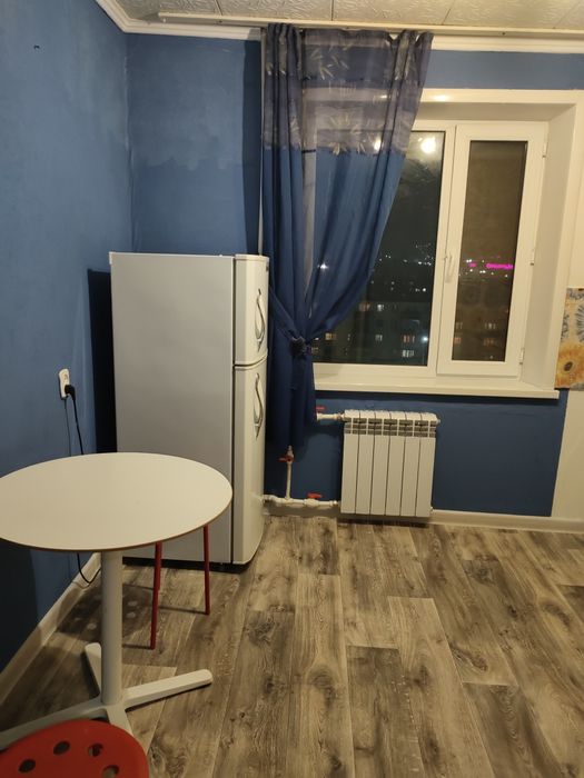 1 ком, по металургов