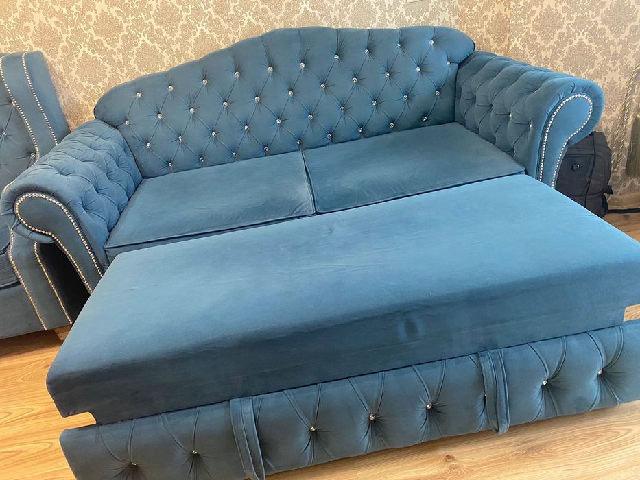 Продам Диван в комплекте