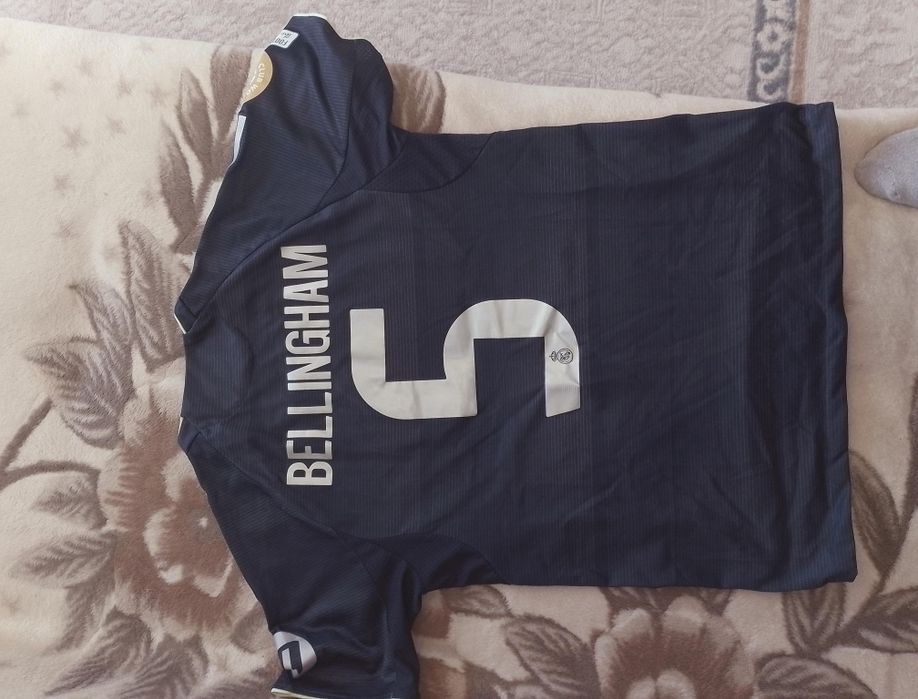 Продам гостевую форму реал мадрид, Беллингем, размер М версия игрока