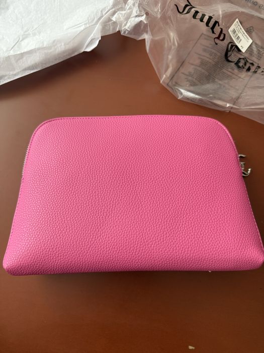 Нов, оригинален несесер Juicy couture