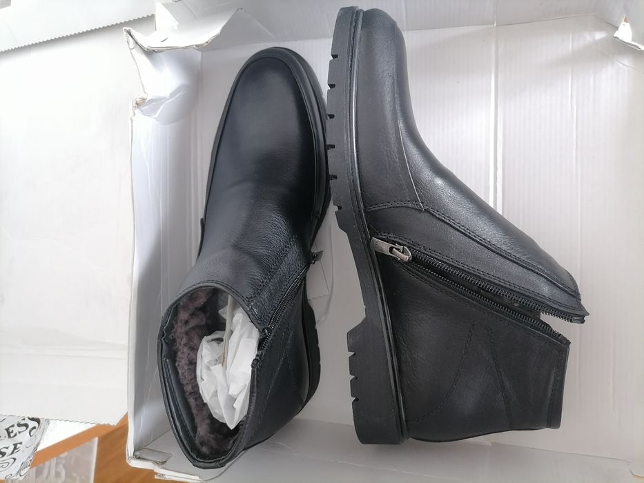 Продам мужские сапоги