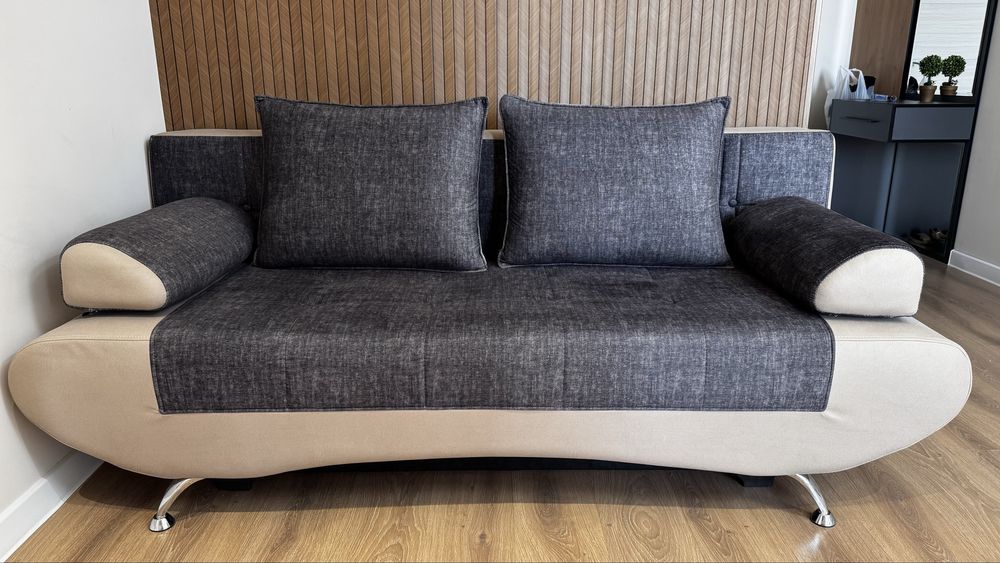 Продаётся мягкий раздвижной диван