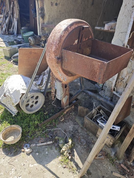 Фуражомелка с допълнителни барабани