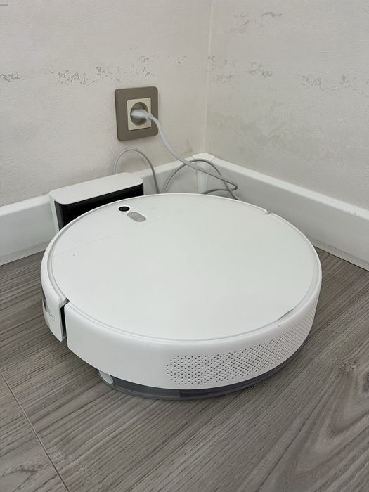 Робот-пылесос Xiaomi Mi Robot Vacuum-Mop 2 Lite