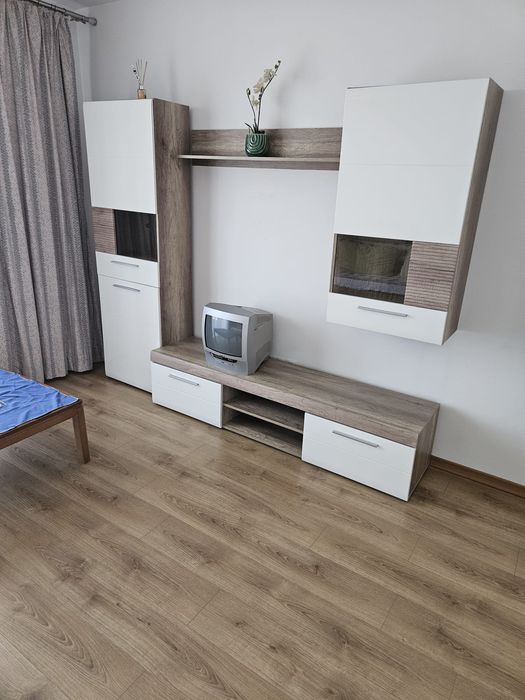 Apartament de închiriat