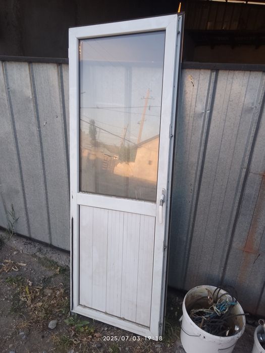 пластик есык б.у