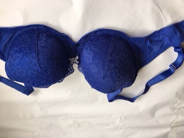 Страхотен сутиен 70 DD - промоция - 10 лв