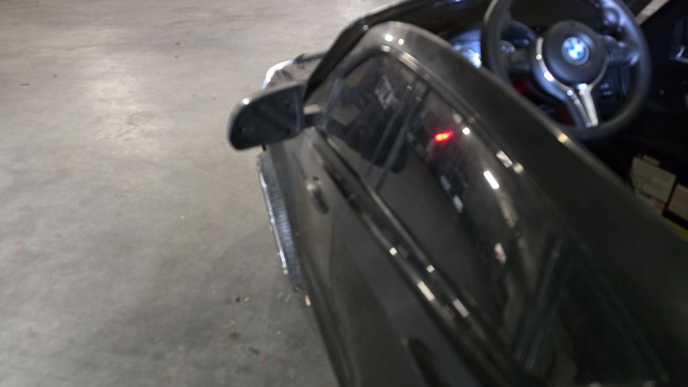 Masinuta electrica Bmw X6 copii