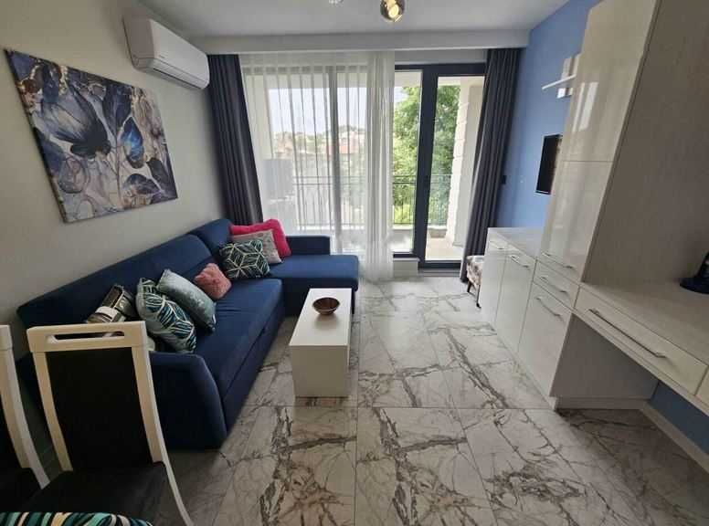 Дава се под наем Двустаен апартамент в Пловдив, Център - 76 кв.м за 650 € - Снимка #1