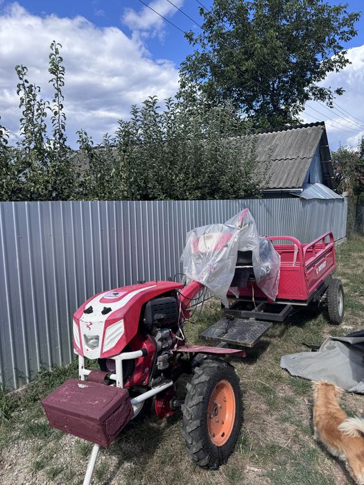 Motocultor cu remorca