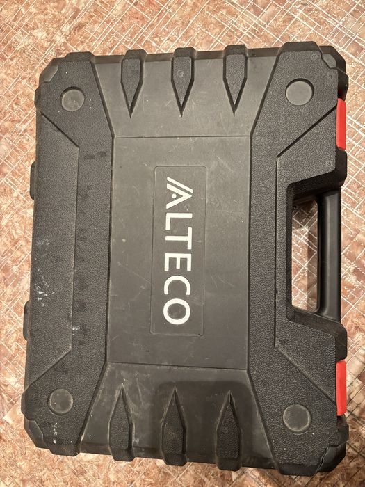 ПродаетсЯ Перфоратор