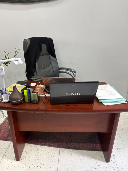 Продам офисные столы