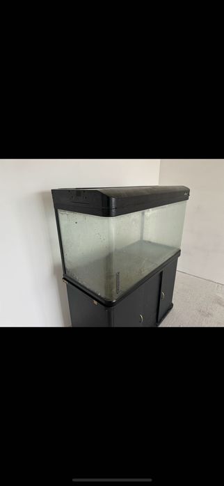 аквариум с  шкаф