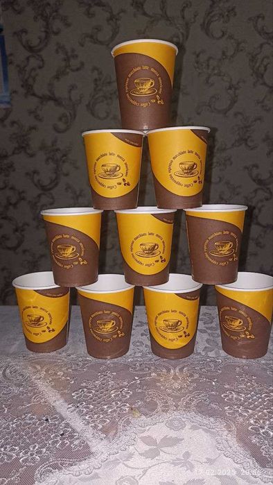 Стаканчики одноразовые  бумажные и пластиковые 200 мл