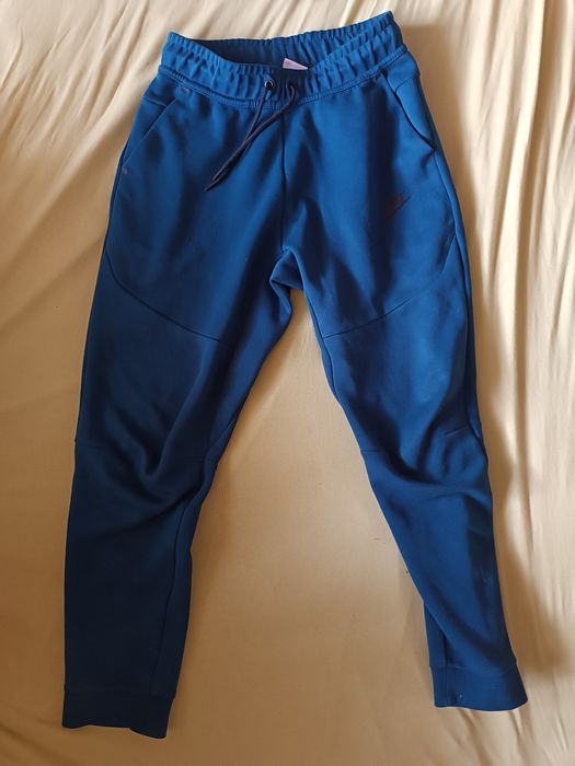 "Nike tech fleece" оригинално долнище синьо детски L