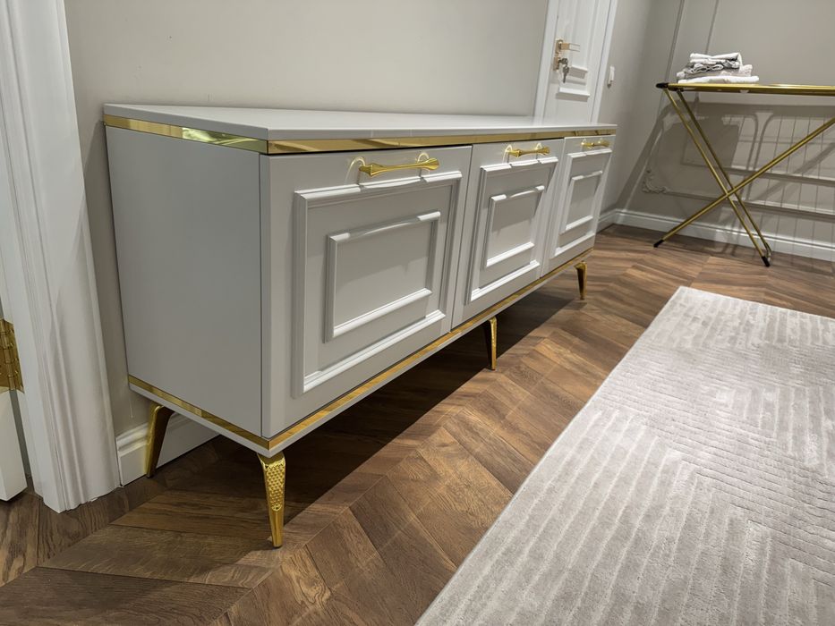 Тумба под телевизора. МДФ, крашенный