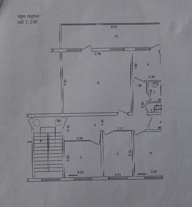 Янги Замон массив 5и комнатная 5/5. Балкон 2х9м.