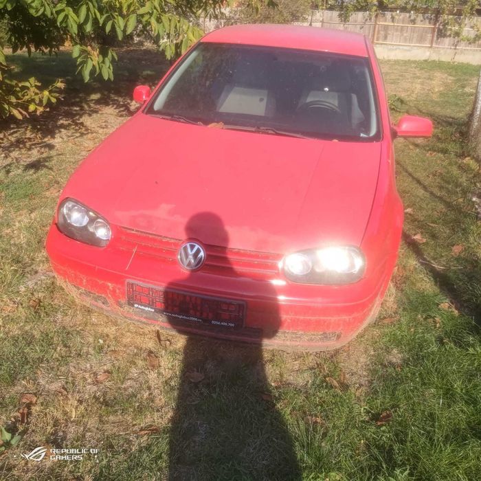 VOLKSWAGEN Golf 1998