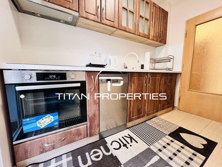 Дава се под наем Тристаен апартамент в Бургас, Възраждане - 110 кв.м за 714 € - Снимка #5