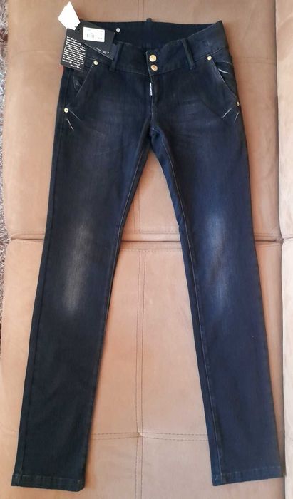 Дънки DSQUARED   нови