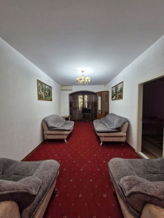 Продаётся 3-х комнатная квартира с обстановкой!