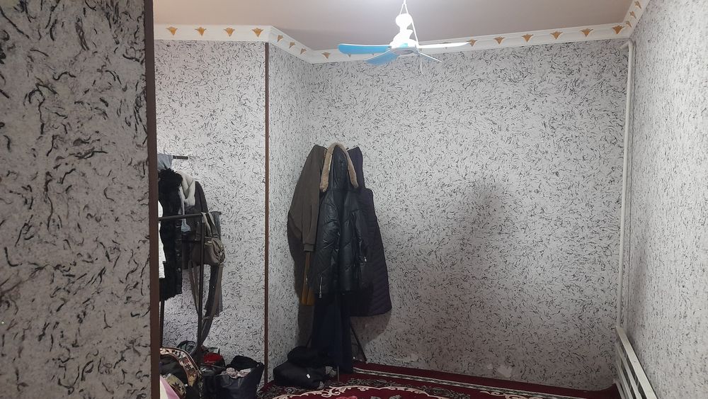 Uy sotiladi 6 sotix 11 xona