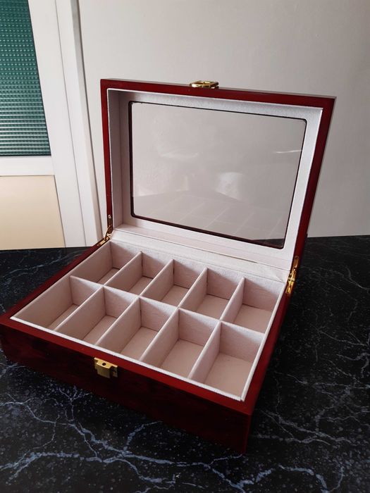 Cutii din lemn pt bijuterii , Stackers neagra, bordo si una rustica