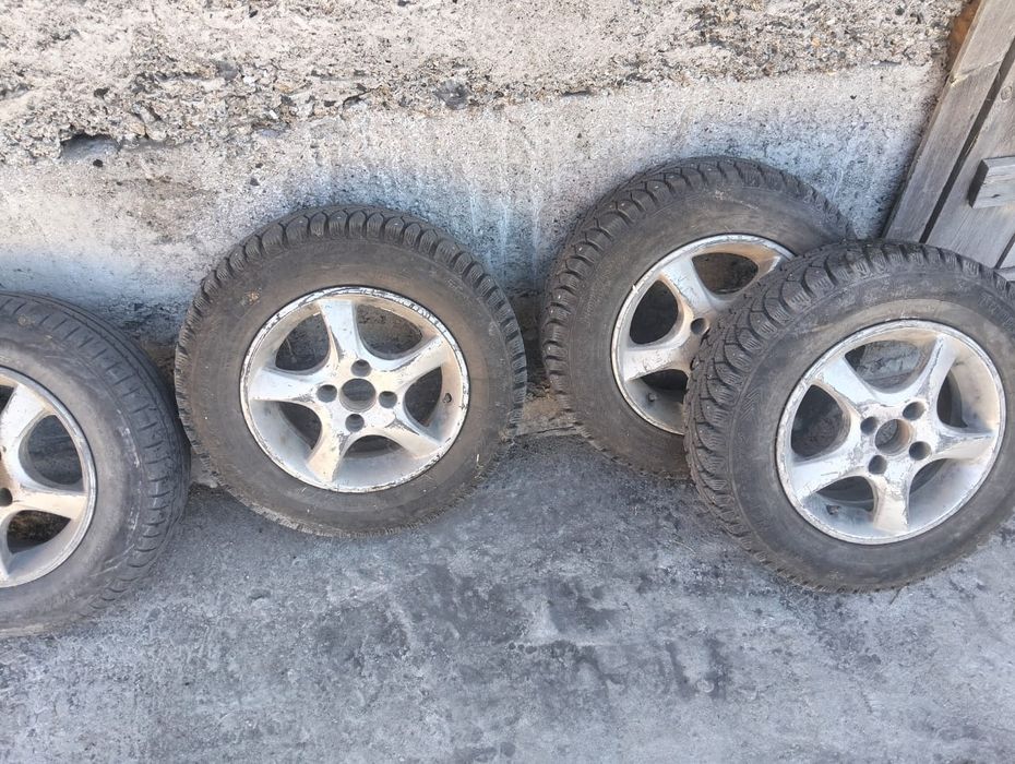 Продам колесо размер 13