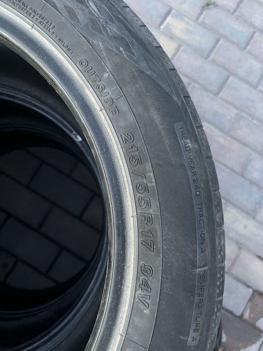 ПРОДАМ шины YOKOHAMA 215/55 R17