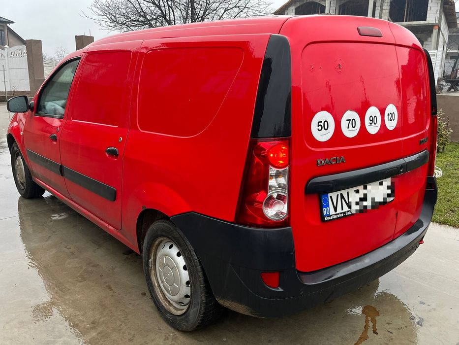 Se vinde , Logan Van 2012 1.6Benzina !