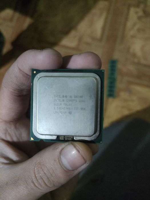 Процессор  Intel core 2 Quad