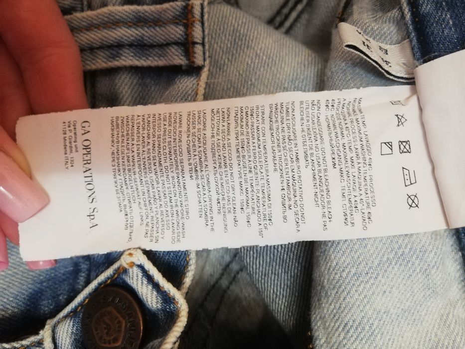 Blugi Armani originali marimea 31 made Italia