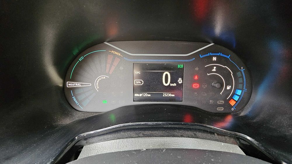 Dacia Spring 27.4 kWh(45 Hp)