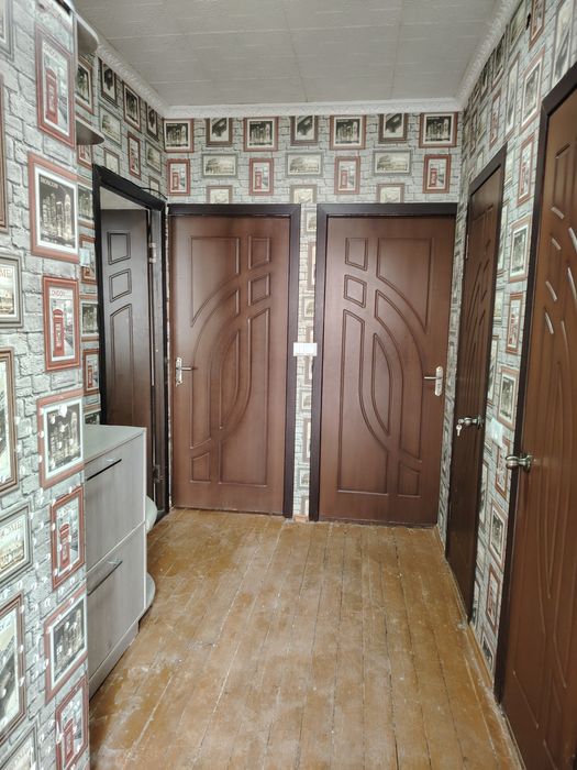 2-etaj 2 xonalik kvartira sotiladi