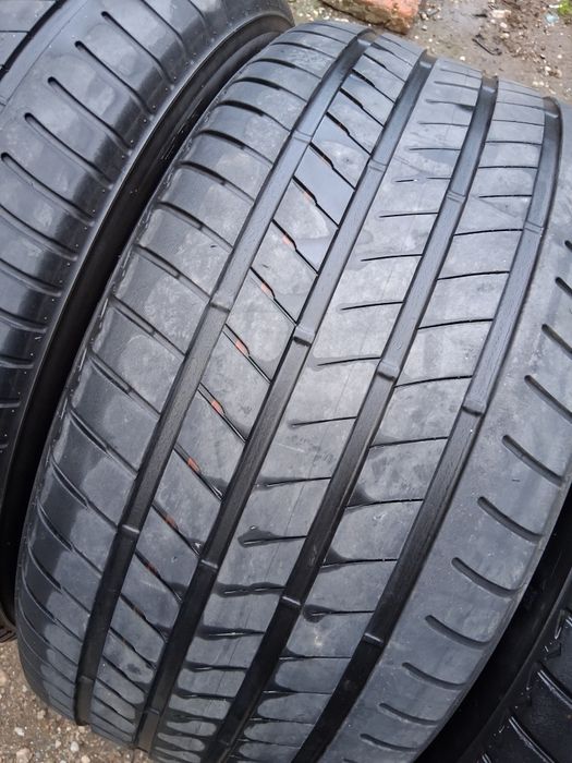 20цола спорт 305 40 и 275 45 20 BRIDGESTONE 4броя летни