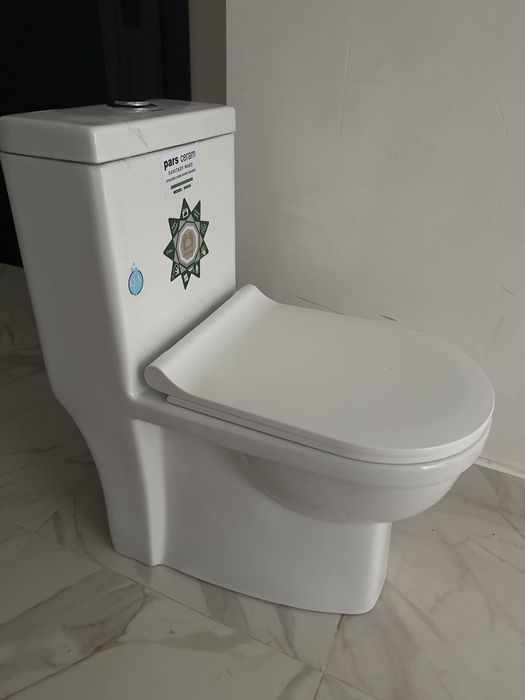 Унитаз почти новый
