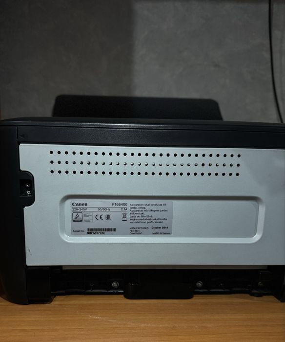Продам принтер Canon F166400