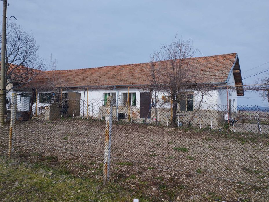 Продава се Къща в Ивайловград - 700 кв.м за 59 €/кв.м - Снимка #6