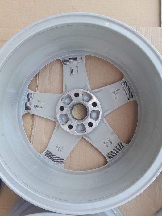 Алуминиеви джанти 17” 5x112 ET45 Audi A3 A4 A5 VW Seat Skoda