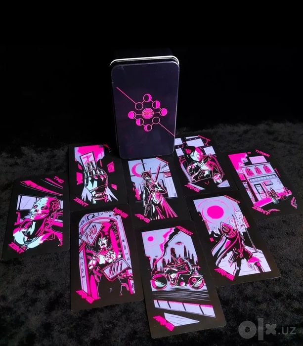 Таро Неоновой луны (Neon moon tarot)